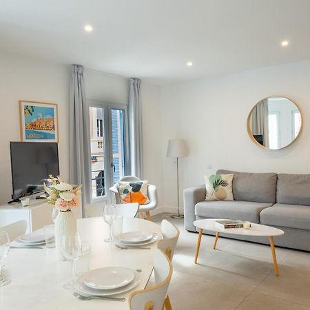 Republique Appartements Мантон Екстер'єр фото