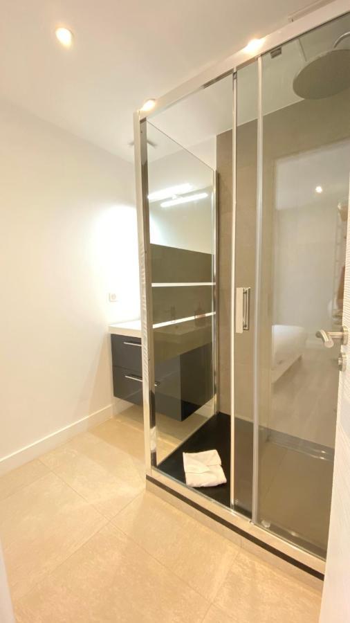 Republique Appartements Мантон Екстер'єр фото