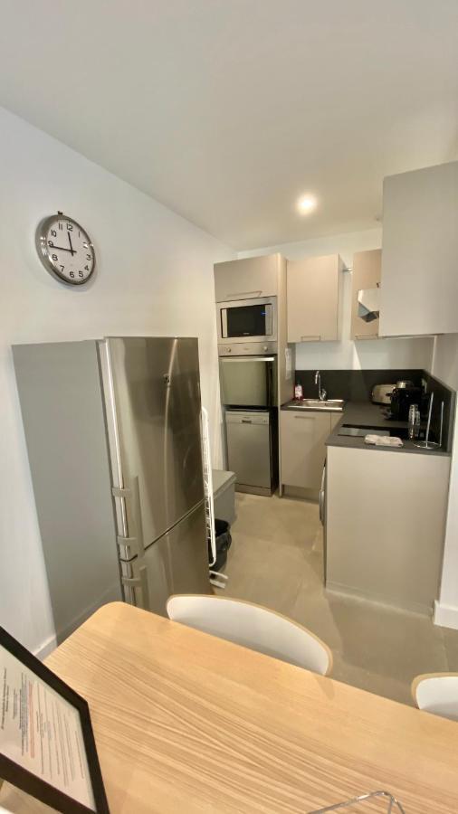 Republique Appartements Мантон Екстер'єр фото