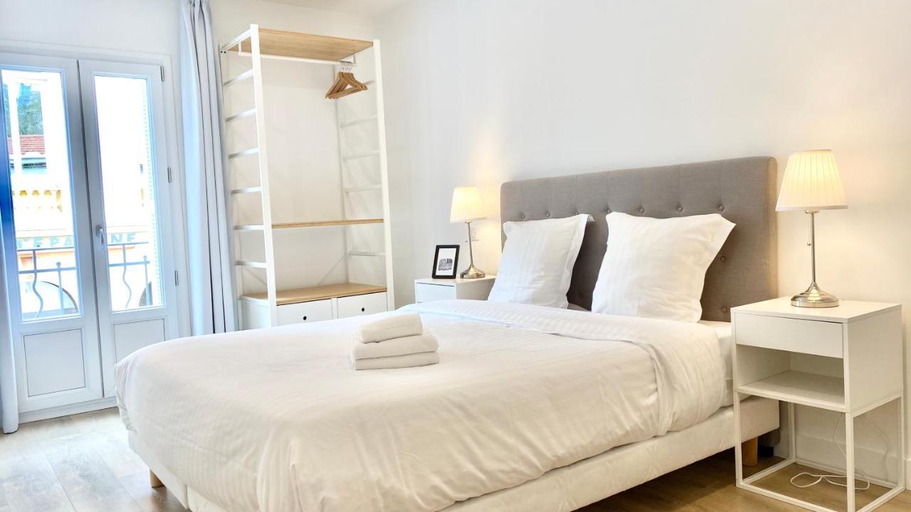 Republique Appartements Мантон Екстер'єр фото