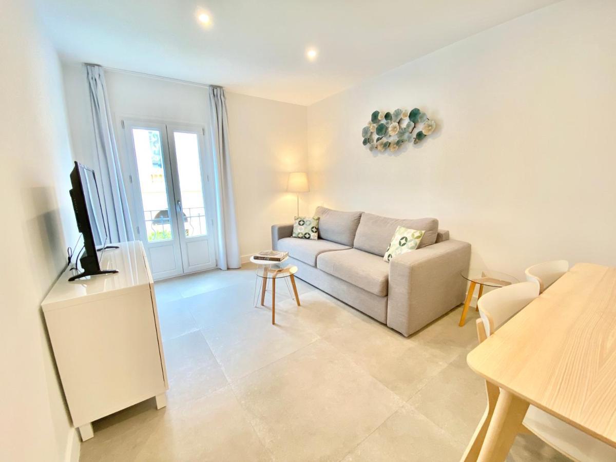 Republique Appartements Мантон Екстер'єр фото
