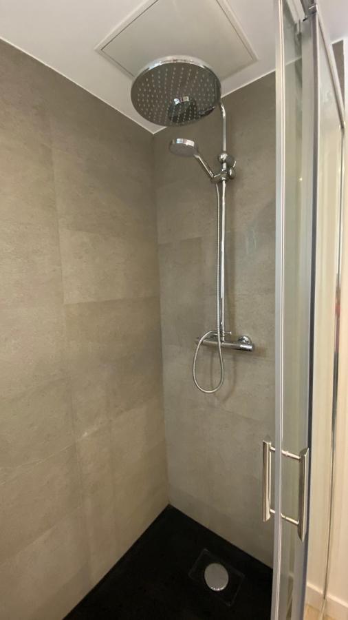 Republique Appartements Мантон Екстер'єр фото