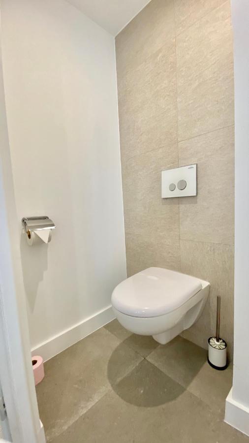 Republique Appartements Мантон Екстер'єр фото