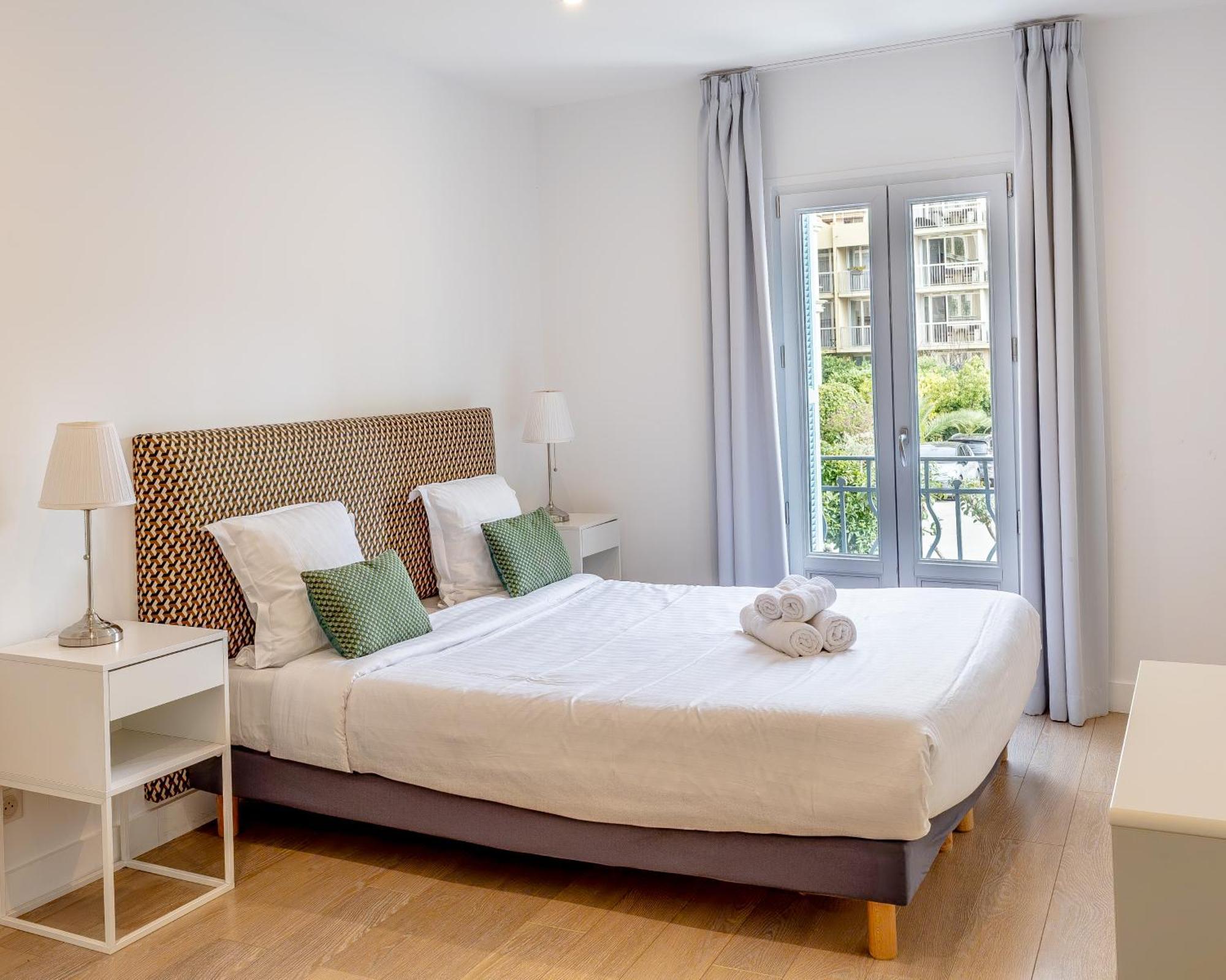 Republique Appartements Мантон Екстер'єр фото
