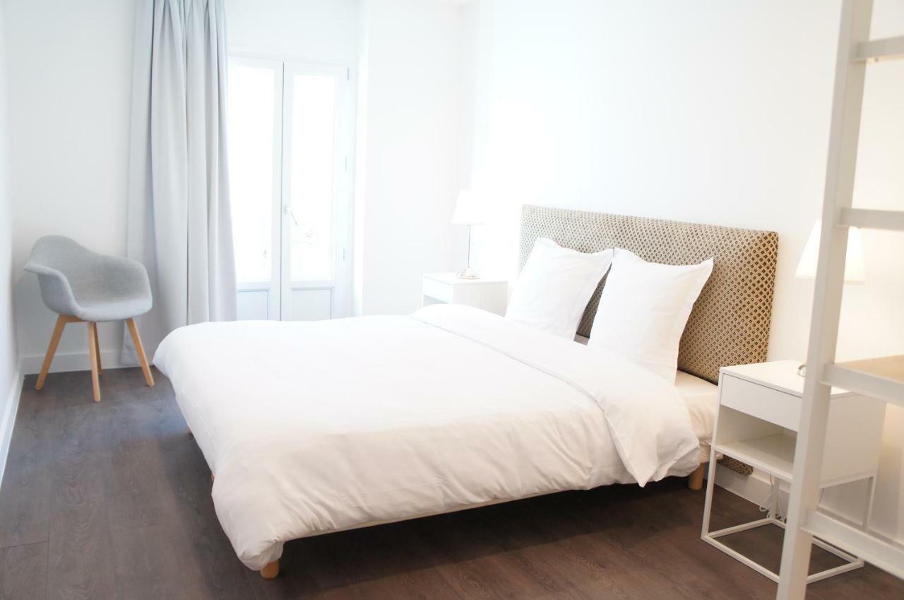 Republique Appartements Мантон Екстер'єр фото
