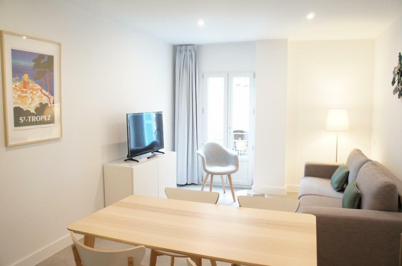 Republique Appartements Мантон Екстер'єр фото